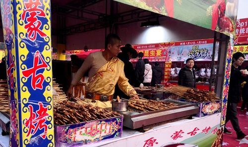 食品安全快檢車 上崗 執勤 構筑餐桌食安 過濾網